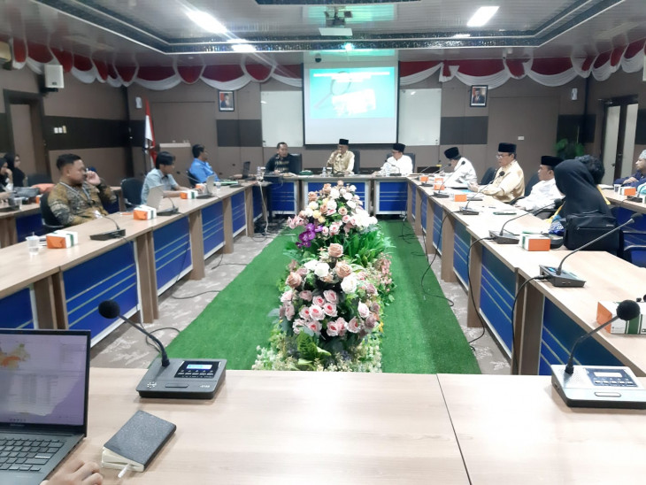 Diskusi PJ.Bupati Kampar Bersama Tim Stranas PK Terkait Permasalahan Izin Perkebunan Kelapa Sawit