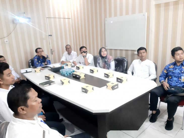 Inspektur Mewakili Bupati Kampar Mengikuti Zoom Meeting Hasil SPI Tindak Lanjut Tahun 2022