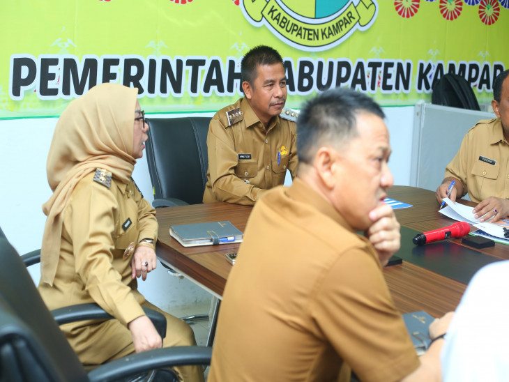 Zoom Meeting Pengendalian Inflasi, Pemkab Kampar Komit Percepatan Sertifikasi Halal bagi UMKM