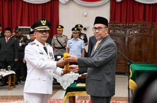 Pj Bupati Kampar Resmi dilantik oleh Gubernur Riau