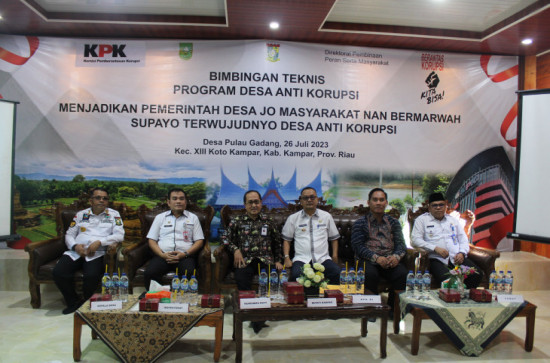 Jadikan Pemerintah Desa jo Masyarakat nan Barmarwah Supayo Terwujudnyo Desa Anti Korupsi