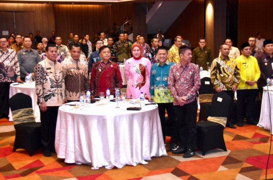 Rakor Pencegahan Korupsi Terintegrasi yang dihadiri oleh seluruh Inspektur Kab/Kota Riau