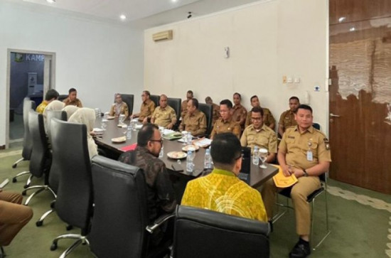 Entry Meeting Pemeriksaan Kepatuhan Belanja Tahun Anggaran 2025 Bupati Kampar Terima Tim BPK RI