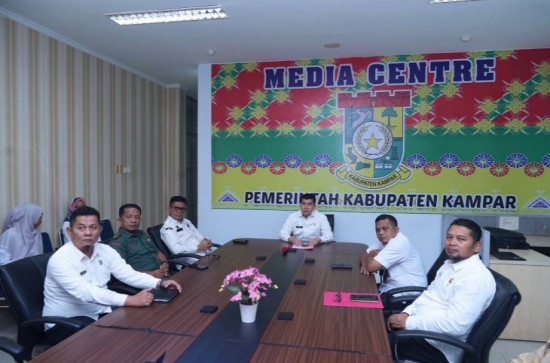 Ikuti Rakor Pengendalian Inflasi, Sosialisasi Jaminan Produk Halal dan Evaluasi Program 3 Juta Rumah