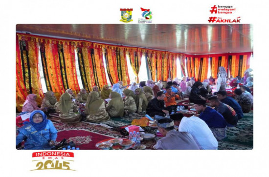 Inspektorat Kab. Kampar mengikuti Makan Bajambau pada Peringatan HUT Kampar ke-76