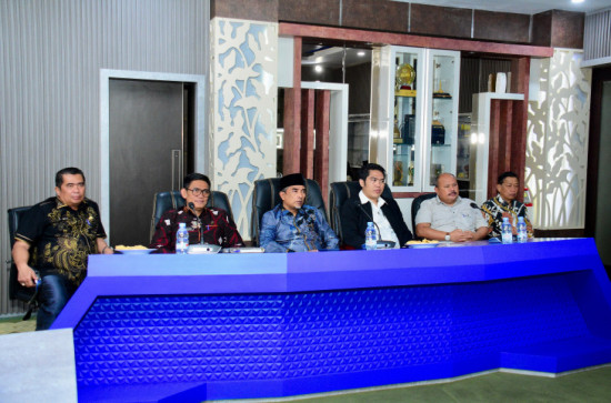 Plt. Inspektur Kabupaten Kampar Ikuti Entry Meeting Pemeriksaan LKPD Tahun 2025 Bersama BPK RI